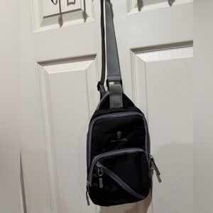 Free Country Black and Gray Belt Bag